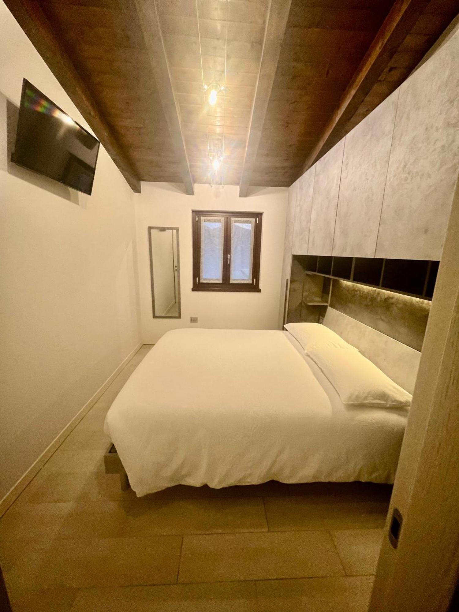 Ferienwohnung Il Bacio Del Sole Lovere Exterior foto